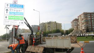 Şanlıurfa’da Trafik Levhaları Yenileniyor