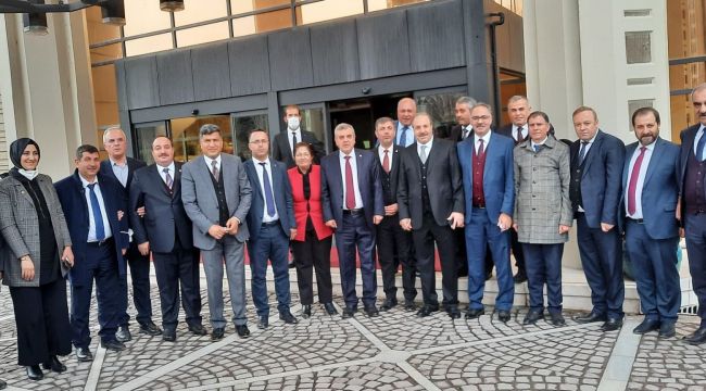 AK Parti'li Heyet'ten Urfalı Bakan Nebati'ye ziyaret!