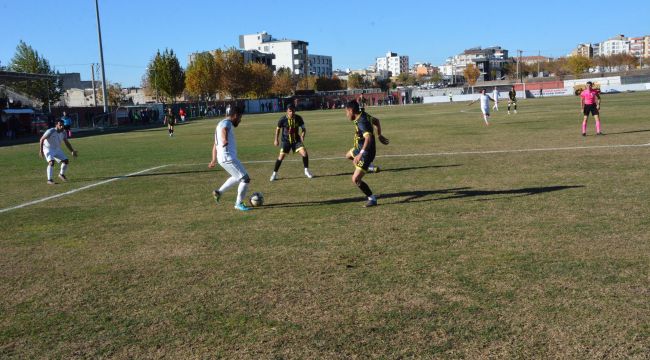 Siverek Belediyespor evinde 3 puanı tek golle kazandı