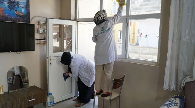 Haliliye Belediyesi 576 Hanede Evde Bakım Hizmeti Veriyor