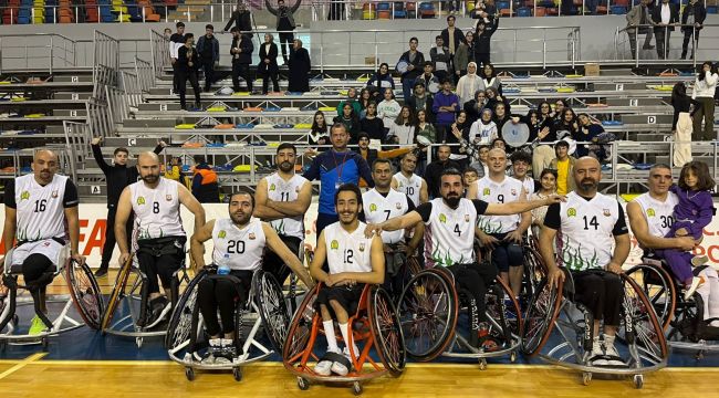 Şanlıurfa Büyükşehir Tekerlekli Sandalye Basketbol Takımı Rakibine Şans Tanımadı