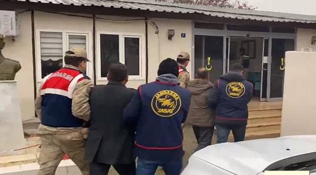 Cinayet suçundan aranan zanlılar Bozova'da yakalandı