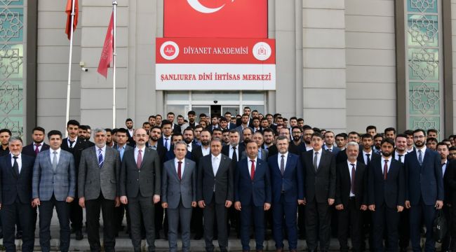 Vali Şıldak Birecikli Gençleri Dinledi