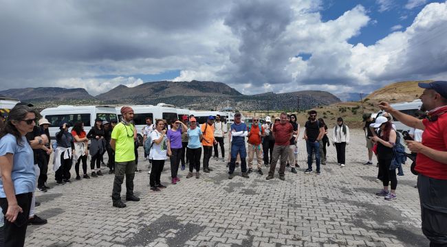 Takoran Vadisi’nde doğa yürüyüşü yapıldı