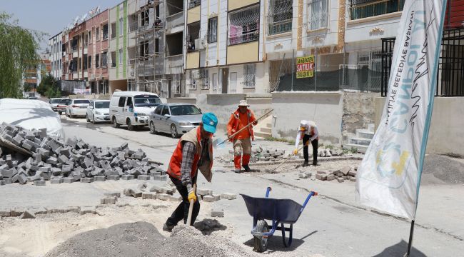 Haliliye Belediyesi 11 Ekip İle 7 Mahallede Üstyapıyı Yeniliyor