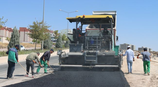 Büyükşehir’den Kentin Dört Bir Yanında Asfalt Çalışması