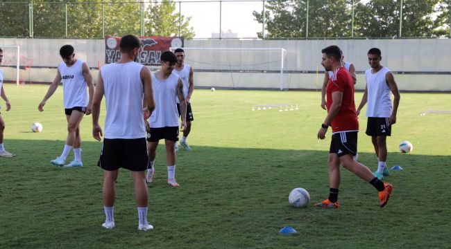 Karaköprü Belediyespor Sezonun İlk Maçına Hazırlanıyor