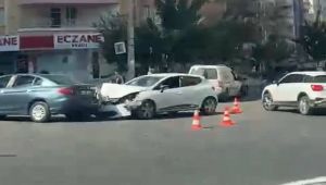 Şanlıurfa'da İki Araç Çarpıştı! 