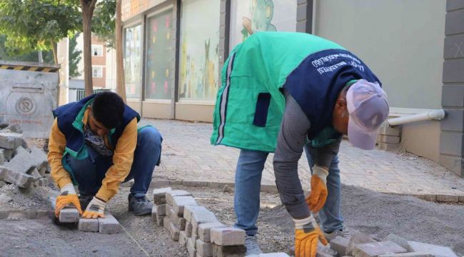 Karaköprü'de Yollar Üstyapı Çalışmalarıyla Yenileniyor