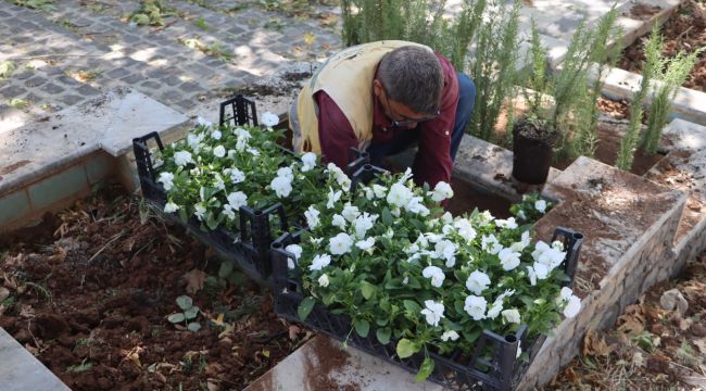 Büyükşehir Ekipleri, Kasaptaşı Parkında Bakım Onarım Çalışması Yaptı