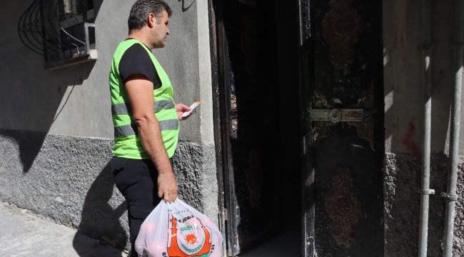 Büyükşehirden Nar Hasadı: Dar Gelirli Ailelerin Hanelerine Kadar ulaştırılıyor