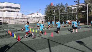 Çocuklar, Haliliye Belediyesi İle Futbola Yoğun İlgi Gösteriyor