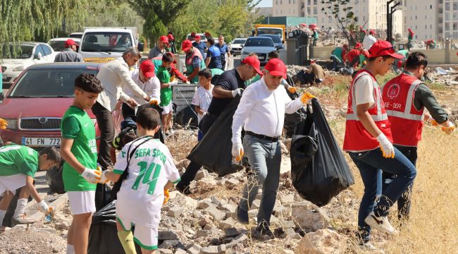 Karaköprü’de “Kirletmemek Medeniyettir” Kampanyası Sürüyor