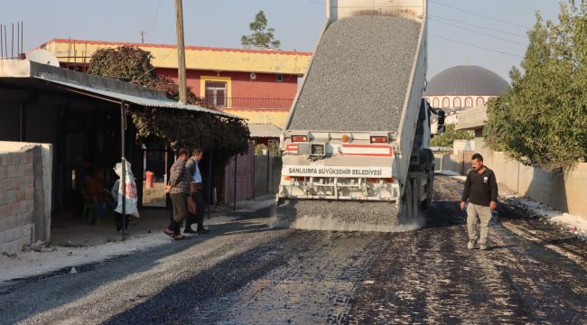 Altyapısı Tamamlanan Yollara Sathi Kaplama Yapıldı