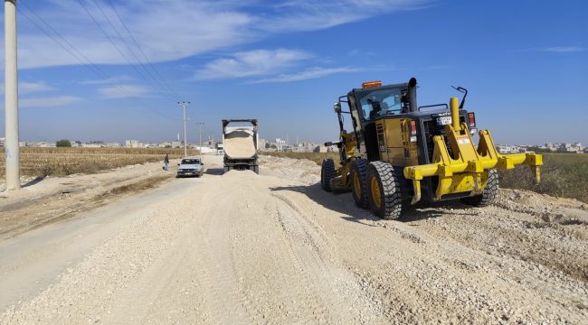 Büyükşehir'den Aynı Anda Farklı İlçelerde Yol Atağı Sürüyor