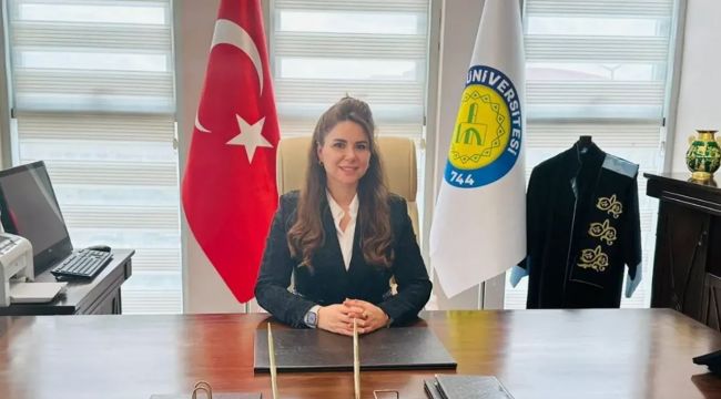 Profesör Zeynep Müjde Sakar, dekanlık görevine başladı!