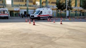 Şanlıurfa’da ambulans şoförlerine sürüş güvenliği eğitimi verildi