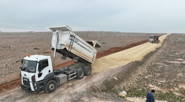 Büyükşehir'den Bozova Kırsalında Yol Atağı