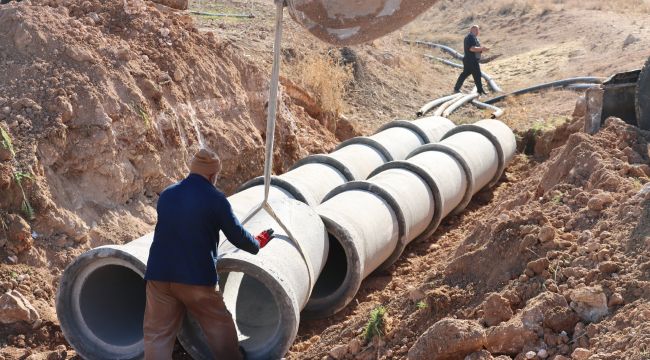 Büyükşehir Konakcık’ta Altyapı ve Yol Çalışmalarını Sürdürüyor