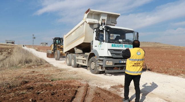 Haliliye Belediyesi, Stabilize Yol Çalışmasıyla Yolların Konforunu Arttırıyor