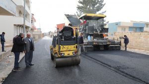 Menderes Caddesi Asfaltlanıyor