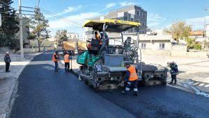 Şanlıurfa Büyükşehir Belediyesi'nden Konuklu Mahallesi'nde Asfalt Çalışması