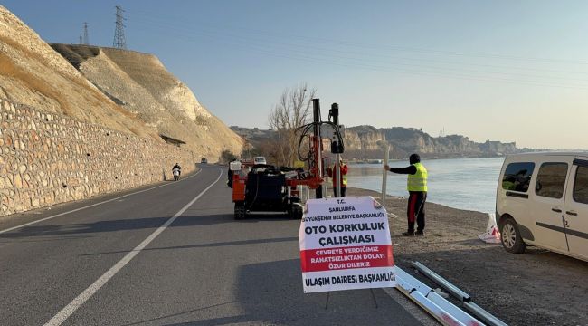 Şanlıurfa Büyükşehir Belediyesi Halfeti-Birecik Yolunda Trafik Güvenliğini Artırıyor