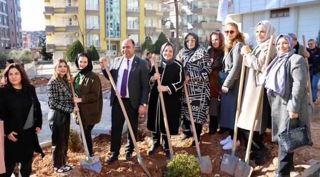 Yemyeşil Bir Karaköprü İçin Ağaçlandırma Kampanyası Sürüyor