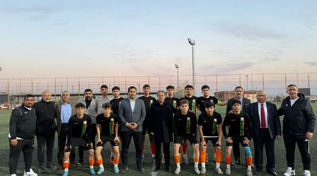 Şanlıurfa Büyükşehir Belediye Spor U18 Takımı Ligi Lider Olarak Kapattı