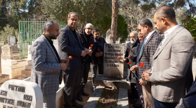 Gazelhan Tenekeci Mahmut Mezarı Başında Anıldı