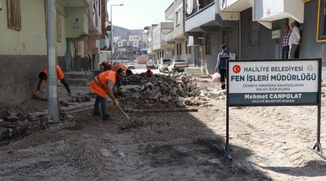 Haliliye'de Güvenli Ulaşım Ağı İçin Yollar Onarılıyor